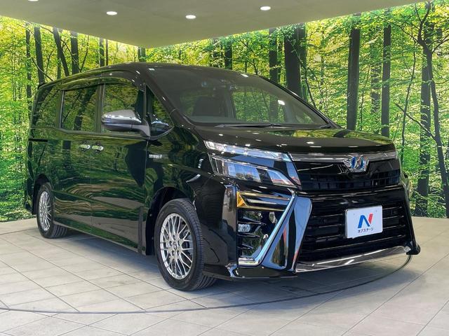 ヴォクシー ハイブリッドＺＳ　煌ＩＩ　両側電動ドア　フリップダウンモニター　１０型ナビ　バックカメラ　衝突軽減装置　禁煙車　前席シートヒーター　ドラレコ　コーナーセンサー　スマートキー　ＬＥＤヘッド　ＥＴＣ　クルコン　オートハイビーム（16枚目）