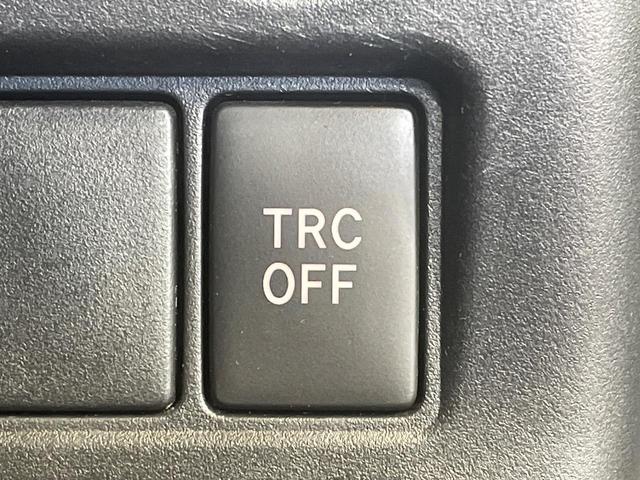 ヴォクシー ハイブリッドＺＳ　煌ＩＩ　両側電動ドア　フリップダウンモニター　１０型ナビ　バックカメラ　衝突軽減装置　禁煙車　前席シートヒーター　ドラレコ　コーナーセンサー　スマートキー　ＬＥＤヘッド　ＥＴＣ　クルコン　オートハイビーム（57枚目）