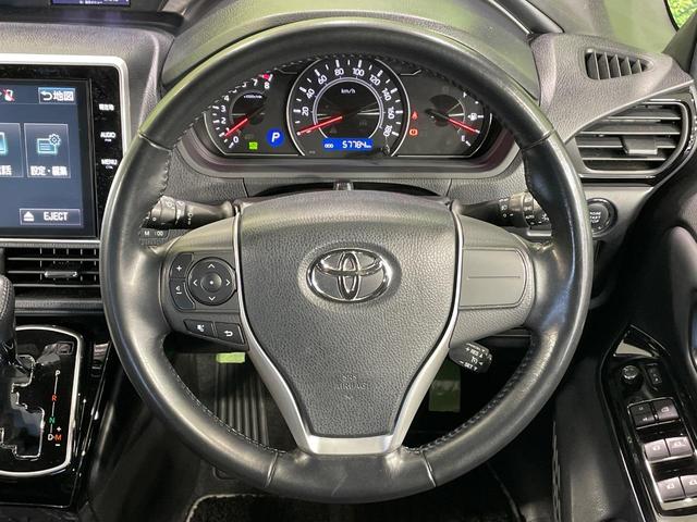 ノア Si ダブルバイビー 両側電動ドア 純正10型ナビ 後席モニター バックカメラ 衝突被害軽減システム 禁煙車 コーナーセンサー スマートキー LEDヘッド クルコン オートハイビーム 車線逸脱警報 オートライト(12枚目)