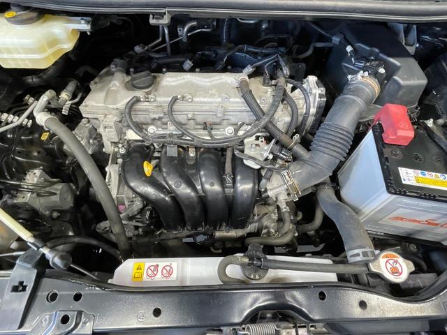 ノア Si ダブルバイビー 両側電動ドア 純正10型ナビ 後席モニター バックカメラ 衝突被害軽減システム 禁煙車 コーナーセンサー スマートキー LEDヘッド クルコン オートハイビーム 車線逸脱警報 オートライト(18枚目)