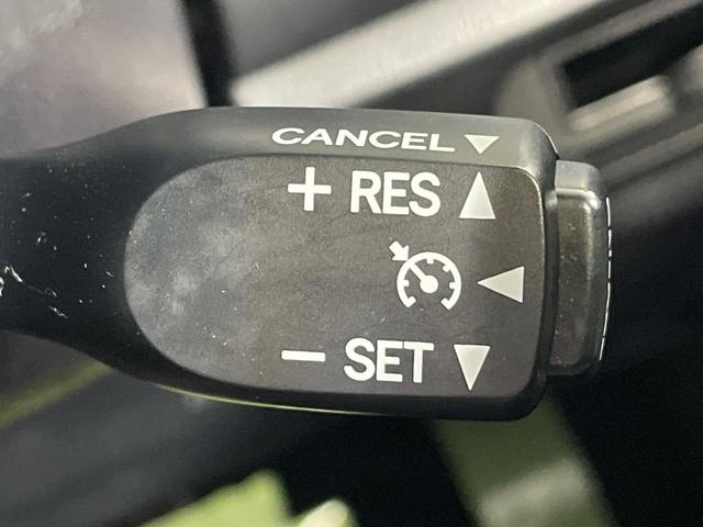 ノア Si ダブルバイビー 両側電動ドア 純正10型ナビ 後席モニター バックカメラ 衝突被害軽減システム 禁煙車 コーナーセンサー スマートキー LEDヘッド クルコン オートハイビーム 車線逸脱警報 オートライト(38枚目)