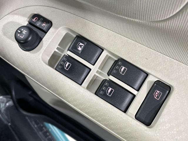 ムーヴキャンバス Xリミテッド SAII 両側電動ドア ナビ バックカメラ 衝突軽減装置 禁煙車 コーナーセンサー スマートキー ETC 車線逸脱警報 オートライト オートエアコン CD 地デジ アイドリングストップ 電動格納ミラー(51枚目)