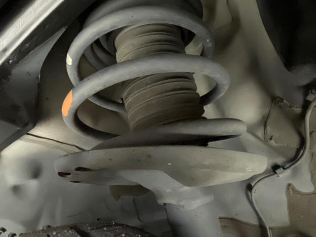 下回りがきれいなうちに、防錆加工の施工がオススメ。降雪地域はもちろん、沿岸部にお住いの方や、趣味でマリン・ウィンタースポーツをされる方にご好評いただいております。