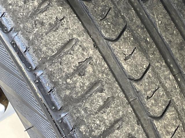 ステップワゴンスパーダ Ｚ　両側電動ドア　後席モニター　純正９インチナビ　禁煙車　スマートキー　ＨＩＤヘッド　ＥＴＣ　純正１６インチＡＷ　オートライト　オートエアコン　ＣＤ　ＤＶＤ再生　フルセグ　パドルシフト　フォグライト（31枚目）