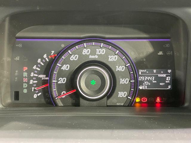 ステップワゴンスパーダ Ｚ　両側電動ドア　後席モニター　純正９インチナビ　禁煙車　スマートキー　ＨＩＤヘッド　ＥＴＣ　純正１６インチＡＷ　オートライト　オートエアコン　ＣＤ　ＤＶＤ再生　フルセグ　パドルシフト　フォグライト（45枚目）