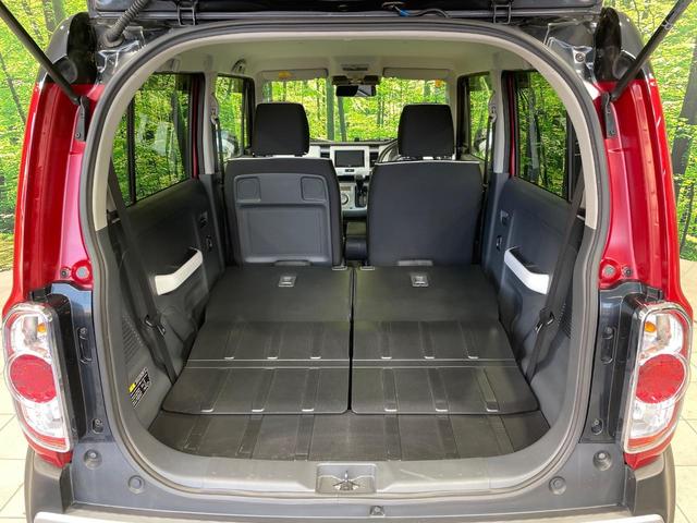 広々とした２列目シートは居住性が高く、居心地も快適！友達や家族とのお出かけにぴったりです。ベビーシートやチャイルドシート使用時も快適にお過ごしいただける十分な空間を確保しています。