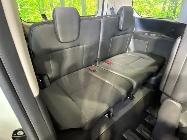 セレナ ｅ－パワー　ハイウェイスターＶ　両側電動ドア　全周囲カメラ　衝突被害軽減システム　レーダークルーズ　コーナーセンサー　スマートキー　ＬＥＤヘッド　ビルトインＥＴＣ　純正１６インチアルミ　オートハイビーム　車線逸脱警報　オートライト（10枚目）