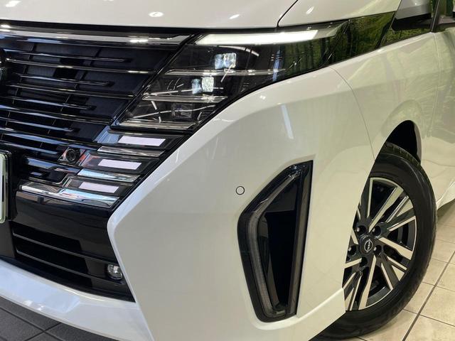 セレナ ｅ－パワー　ハイウェイスターＶ　両側電動ドア　全周囲カメラ　衝突被害軽減システム　レーダークルーズ　コーナーセンサー　スマートキー　ＬＥＤヘッド　ビルトインＥＴＣ　純正１６インチアルミ　オートハイビーム　車線逸脱警報　オートライト（13枚目）