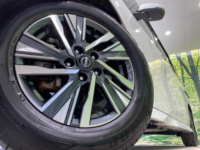 セレナ ｅ－パワー　ハイウェイスターＶ　両側電動ドア　全周囲カメラ　衝突被害軽減システム　レーダークルーズ　コーナーセンサー　スマートキー　ＬＥＤヘッド　ビルトインＥＴＣ　純正１６インチアルミ　オートハイビーム　車線逸脱警報　オートライト（14枚目）