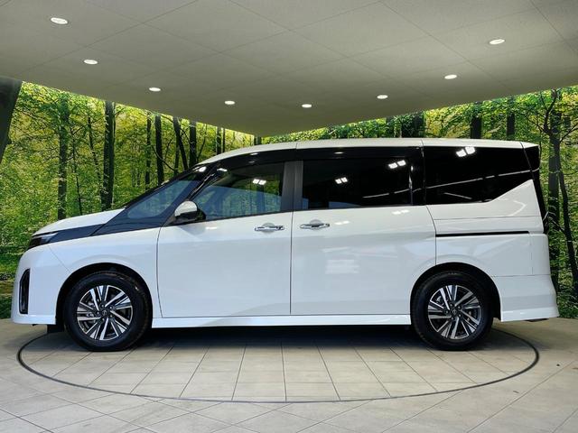 セレナ ｅ－パワー　ハイウェイスターＶ　両側電動ドア　全周囲カメラ　衝突被害軽減システム　レーダークルーズ　コーナーセンサー　スマートキー　ＬＥＤヘッド　ビルトインＥＴＣ　純正１６インチアルミ　オートハイビーム　車線逸脱警報　オートライト（26枚目）