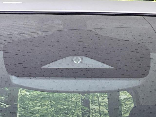 セレナ ｅ－パワー　ハイウェイスターＶ　両側電動ドア　全周囲カメラ　衝突被害軽減システム　レーダークルーズ　コーナーセンサー　スマートキー　ＬＥＤヘッド　ビルトインＥＴＣ　純正１６インチアルミ　オートハイビーム　車線逸脱警報　オートライト（59枚目）