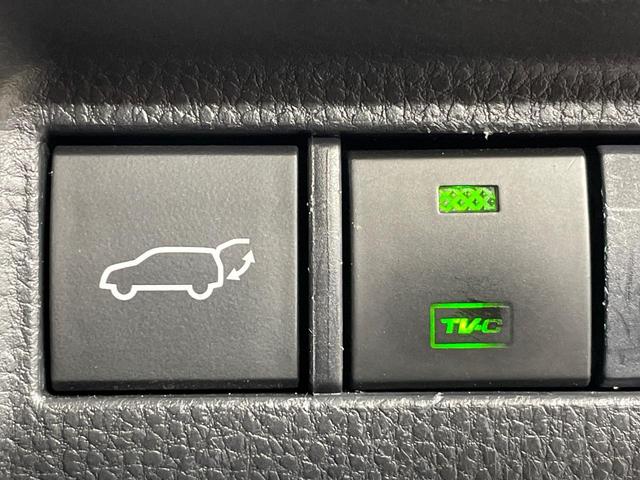 ハリアー Ｚ　純正１２．３型ナビ　バックカメラ　ＪＢＬサウンド　衝突軽減装置　レーダークルーズ　禁煙車　電動リアゲート　ハーフレザーシート　パワーシート　ドラレコ　コーナーセンサー　スマートキー　ＬＥＤヘッド（7枚目）