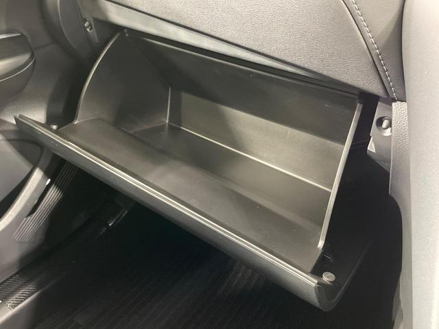 ハリアー Ｚ　純正１２．３型ナビ　バックカメラ　ＪＢＬサウンド　衝突軽減装置　レーダークルーズ　禁煙車　電動リアゲート　ハーフレザーシート　パワーシート　ドラレコ　コーナーセンサー　スマートキー　ＬＥＤヘッド（47枚目）