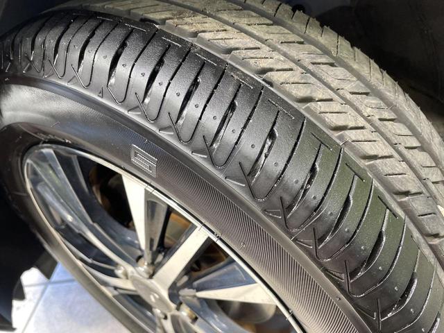 フィットハイブリッド Ｌパッケージ　純正ナビ　バックカメラ　衝突軽減装置　禁煙車　ハーフレザーシート　ドラレコ　スマートキー　ＬＥＤヘッド　ＥＴＣ　クルコン　オートライト　オートエアコン　Ｂｌｕｅｔｏｏｔｈ　ＣＤ　ＤＶＤ再生（32枚目）