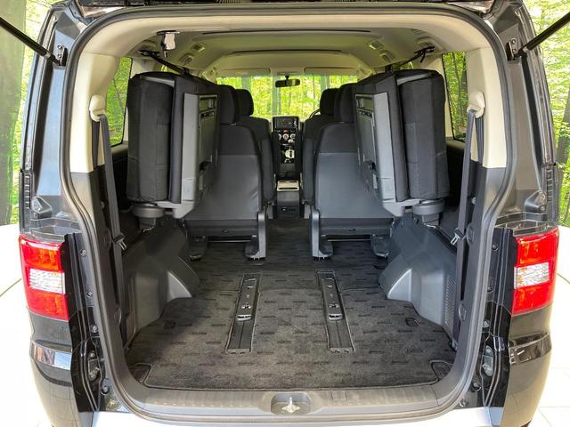 デリカD:5 G パワーパッケージ 両側電動ドア バックカメラ 禁煙車 スマートキー HIDヘッド ビルトインETC クルコン オートライト オートエアコン Bluetooth CD DVD再生 フルセグ(11枚目)