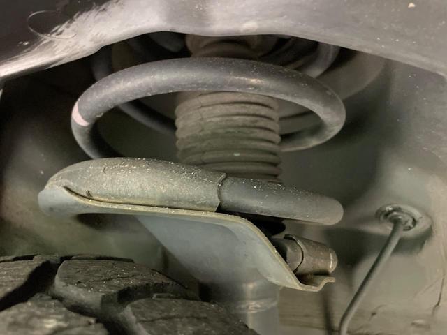 デリカD:5 G パワーパッケージ 両側電動ドア バックカメラ 禁煙車 スマートキー HIDヘッド ビルトインETC クルコン オートライト オートエアコン Bluetooth CD DVD再生 フルセグ(20枚目)