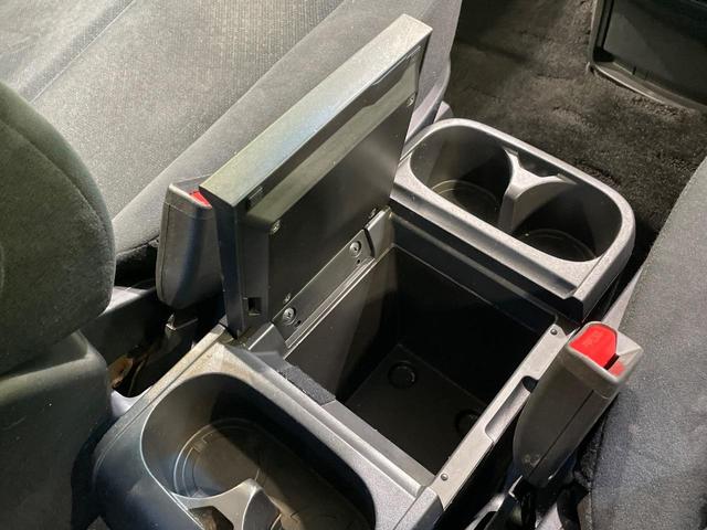 デリカD:5 G パワーパッケージ 両側電動ドア バックカメラ 禁煙車 スマートキー HIDヘッド ビルトインETC クルコン オートライト オートエアコン Bluetooth CD DVD再生 フルセグ(43枚目)