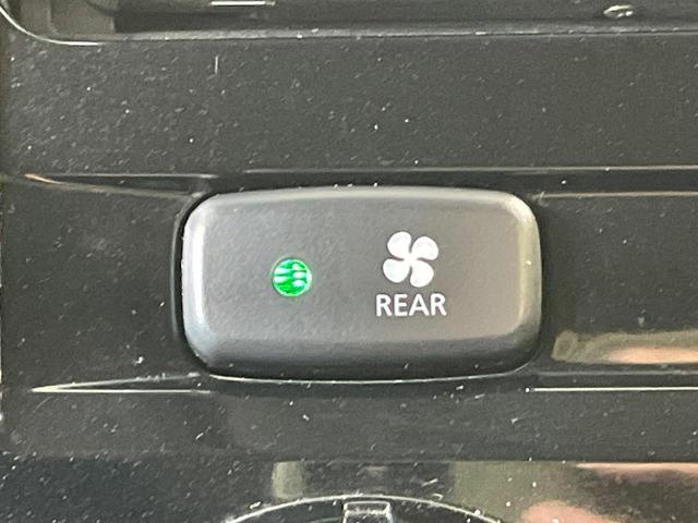 デリカD:5 G パワーパッケージ 両側電動ドア バックカメラ 禁煙車 スマートキー HIDヘッド ビルトインETC クルコン オートライト オートエアコン Bluetooth CD DVD再生 フルセグ(52枚目)