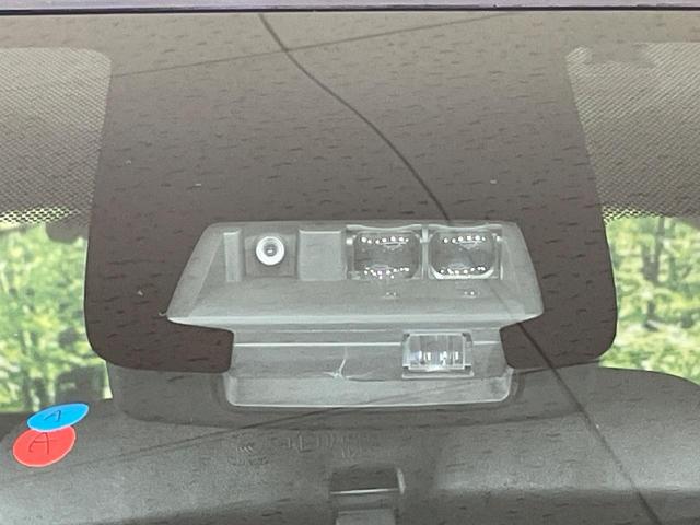 アクア Ｓスタイルブラック　純正ナビ　バックカメラ　衝突被害軽減システム　禁煙車　ドラレコ　スマートキー　ビルトインＥＴＣ　シートヒーター　オートハイビーム　車線逸脱警報　オートライト　オートエアコン　Ｂｌｕｅｔｏｏｔ（5枚目）