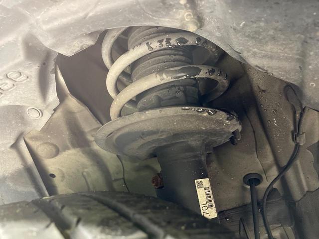 アクア Ｓスタイルブラック　純正ナビ　バックカメラ　衝突被害軽減システム　禁煙車　ドラレコ　スマートキー　ビルトインＥＴＣ　シートヒーター　オートハイビーム　車線逸脱警報　オートライト　オートエアコン　Ｂｌｕｅｔｏｏｔ（20枚目）