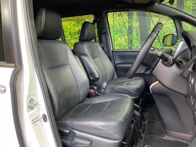 エスクァイア Ｇｉ　両側電動ドア　後席モニター　バックカメラ　衝突被害軽減システム　ドラレコ　コーナーセンサー　スマートキー　ＬＥＤヘッド　ビルトインＥＴＣ　クルコン　純正１５インチアルミ　オートハイビーム（8枚目）