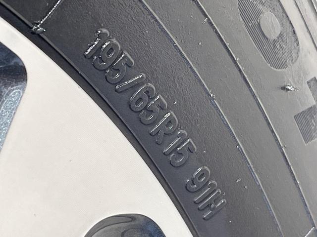 エスクァイア Ｇｉ　両側電動ドア　後席モニター　バックカメラ　衝突被害軽減システム　ドラレコ　コーナーセンサー　スマートキー　ＬＥＤヘッド　ビルトインＥＴＣ　クルコン　純正１５インチアルミ　オートハイビーム（30枚目）