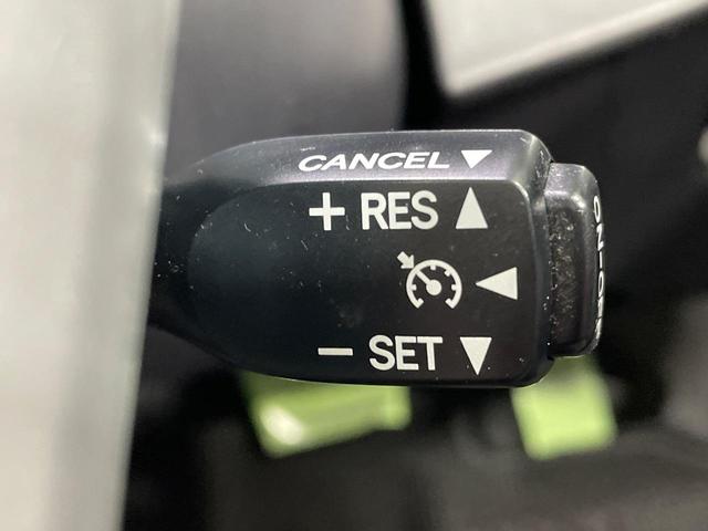 アクア Ｇ　純正ナビ　バックカメラ　スマートキー　クルコン　シートヒーター　純正１５インチアルミ　オートライト　オートエアコン　Ｂｌｕｅｔｏｏｔｈ　ＣＤ　ＤＶＤ再生　地デジ（5枚目）