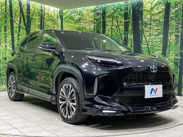 ヤリスクロス ハイブリッドＺ　モデリスタエアロ　全周囲カメラ　純正８型ディスプレイ　衝突軽減装置　レーダークルーズ　禁煙車　ハーフレザーシート　前席シートヒーター　パワーシート　ドラレコ　コーナーセンサー　ＬＥＤヘッド　ＥＴＣ（16枚目）