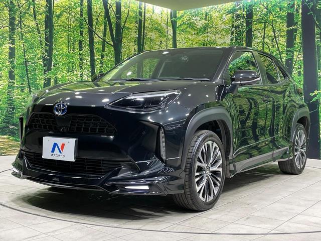 ヤリスクロス ハイブリッドＺ　モデリスタエアロ　全周囲カメラ　純正８型ディスプレイ　衝突軽減装置　レーダークルーズ　禁煙車　ハーフレザーシート　前席シートヒーター　パワーシート　ドラレコ　コーナーセンサー　ＬＥＤヘッド　ＥＴＣ（24枚目）