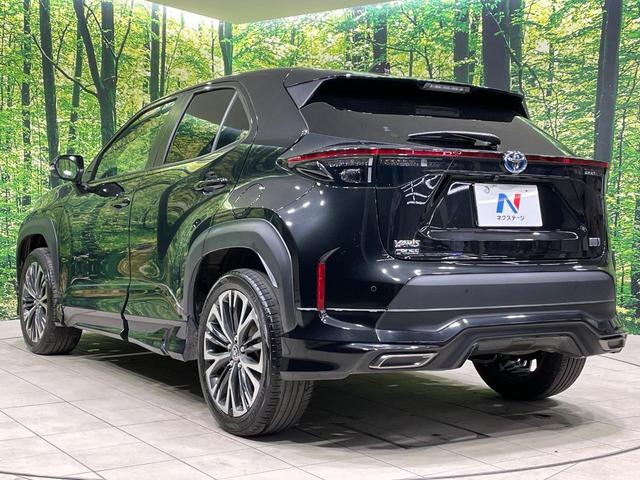 ヤリスクロス ハイブリッドＺ　モデリスタエアロ　全周囲カメラ　純正８型ディスプレイ　衝突軽減装置　レーダークルーズ　禁煙車　ハーフレザーシート　前席シートヒーター　パワーシート　ドラレコ　コーナーセンサー　ＬＥＤヘッド　ＥＴＣ（26枚目）