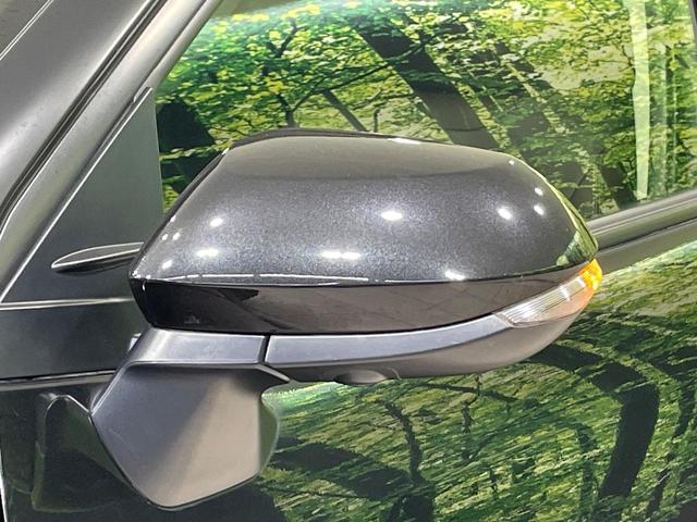 ヤリスクロス ハイブリッドＺ　モデリスタエアロ　全周囲カメラ　純正８型ディスプレイ　衝突軽減装置　レーダークルーズ　禁煙車　ハーフレザーシート　前席シートヒーター　パワーシート　ドラレコ　コーナーセンサー　ＬＥＤヘッド　ＥＴＣ（28枚目）