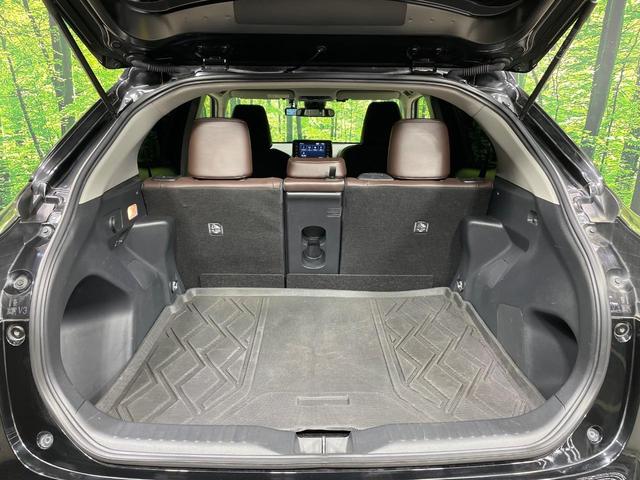 ヤリスクロス ハイブリッドＺ　モデリスタエアロ　全周囲カメラ　純正８型ディスプレイ　衝突軽減装置　レーダークルーズ　禁煙車　ハーフレザーシート　前席シートヒーター　パワーシート　ドラレコ　コーナーセンサー　ＬＥＤヘッド　ＥＴＣ（43枚目）