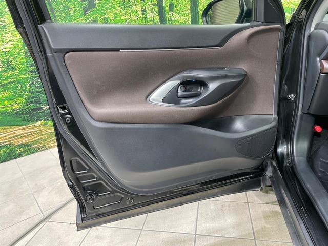 ヤリスクロス ハイブリッドＺ　モデリスタエアロ　全周囲カメラ　純正８型ディスプレイ　衝突軽減装置　レーダークルーズ　禁煙車　ハーフレザーシート　前席シートヒーター　パワーシート　ドラレコ　コーナーセンサー　ＬＥＤヘッド　ＥＴＣ（45枚目）