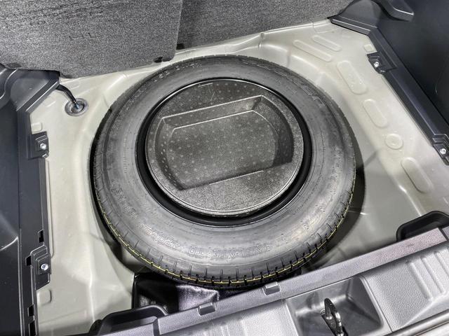 ヤリスクロス ハイブリッドＺ　モデリスタエアロ　全周囲カメラ　純正８型ディスプレイ　衝突軽減装置　レーダークルーズ　禁煙車　ハーフレザーシート　前席シートヒーター　パワーシート　ドラレコ　コーナーセンサー　ＬＥＤヘッド　ＥＴＣ（52枚目）