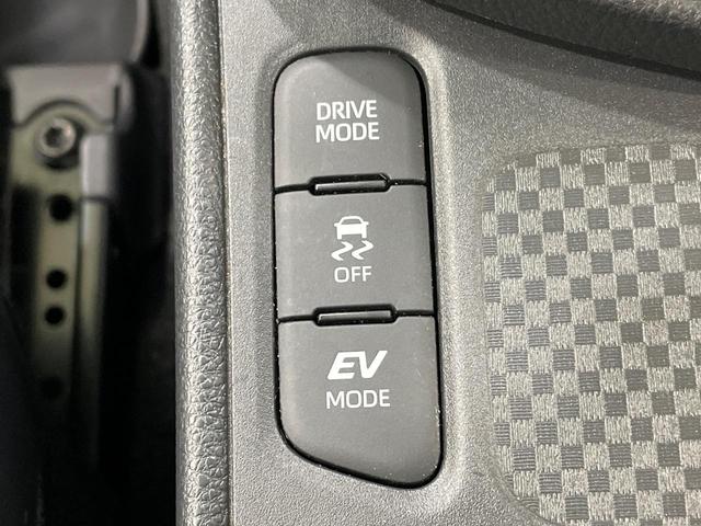 ヤリスクロス ハイブリッドＺ　モデリスタエアロ　全周囲カメラ　純正８型ディスプレイ　衝突軽減装置　レーダークルーズ　禁煙車　ハーフレザーシート　前席シートヒーター　パワーシート　ドラレコ　コーナーセンサー　ＬＥＤヘッド　ＥＴＣ（55枚目）