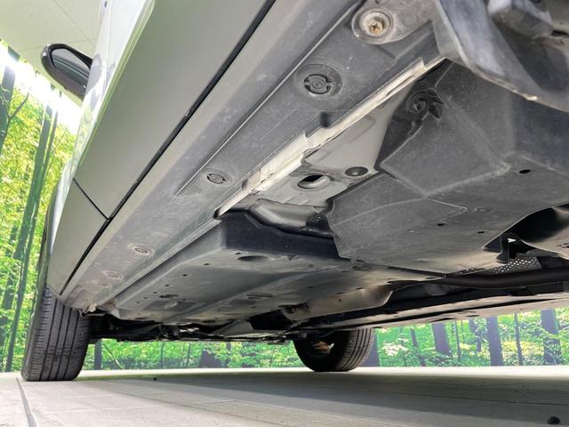 ヤリスクロス ハイブリッドＺ　全周囲カメラ　純正８インチナビ　衝突被害軽減システム　レーダークルーズ　パワーシート　コーナーセンサー　スマートキー　ＬＥＤヘッド　ＥＴＣ　純正１８インチアルミ　オートハイビーム　車線逸脱警報（22枚目）