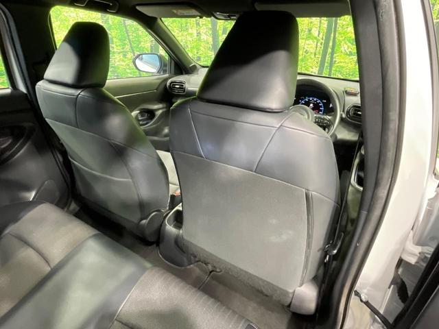 ヤリスクロス ハイブリッドＺ　全周囲カメラ　純正８インチナビ　衝突被害軽減システム　レーダークルーズ　パワーシート　コーナーセンサー　スマートキー　ＬＥＤヘッド　ＥＴＣ　純正１８インチアルミ　オートハイビーム　車線逸脱警報（37枚目）