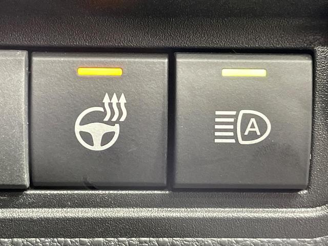 ヤリスクロス ハイブリッドＺ　全周囲カメラ　純正８インチナビ　衝突被害軽減システム　レーダークルーズ　パワーシート　コーナーセンサー　スマートキー　ＬＥＤヘッド　ＥＴＣ　純正１８インチアルミ　オートハイビーム　車線逸脱警報（45枚目）