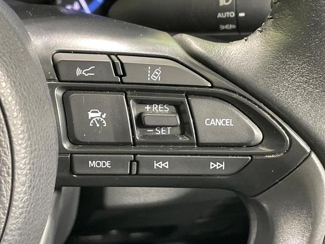 ヤリスクロス ハイブリッドＺ　全周囲カメラ　純正８インチナビ　衝突被害軽減システム　レーダークルーズ　パワーシート　コーナーセンサー　スマートキー　ＬＥＤヘッド　ＥＴＣ　純正１８インチアルミ　オートハイビーム　車線逸脱警報（54枚目）