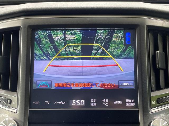 クラウンハイブリッド アスリートＳ　純正８型ナビ　バックカメラ　衝突被害軽減システム　レーダークルーズ　禁煙車　ドラレコ　コーナーセンサー　スマートキー　ＬＥＤヘッド　ＥＴＣ　純正１８インチアルミ　オートライト　デュアルエアコン（4枚目）