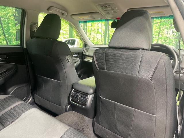 クラウンハイブリッド アスリートＳ　純正８型ナビ　バックカメラ　衝突被害軽減システム　レーダークルーズ　禁煙車　ドラレコ　コーナーセンサー　スマートキー　ＬＥＤヘッド　ＥＴＣ　純正１８インチアルミ　オートライト　デュアルエアコン（32枚目）