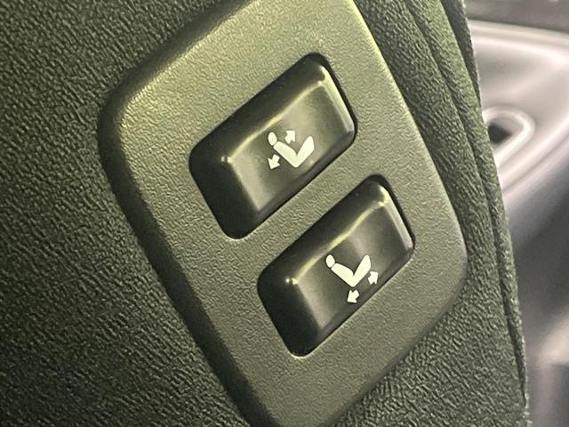 クラウンハイブリッド アスリートＳ　純正８型ナビ　バックカメラ　衝突被害軽減システム　レーダークルーズ　禁煙車　ドラレコ　コーナーセンサー　スマートキー　ＬＥＤヘッド　ＥＴＣ　純正１８インチアルミ　オートライト　デュアルエアコン（39枚目）