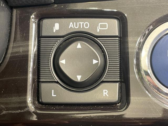 クラウンハイブリッド アスリートＳ　純正８型ナビ　バックカメラ　衝突被害軽減システム　レーダークルーズ　禁煙車　ドラレコ　コーナーセンサー　スマートキー　ＬＥＤヘッド　ＥＴＣ　純正１８インチアルミ　オートライト　デュアルエアコン（43枚目）