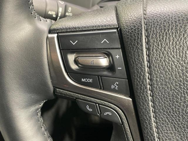 クラウンハイブリッド アスリートＳ　純正８型ナビ　バックカメラ　衝突被害軽減システム　レーダークルーズ　禁煙車　ドラレコ　コーナーセンサー　スマートキー　ＬＥＤヘッド　ＥＴＣ　純正１８インチアルミ　オートライト　デュアルエアコン（44枚目）