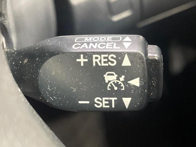 クラウンハイブリッド アスリートＳ　純正８型ナビ　バックカメラ　衝突被害軽減システム　レーダークルーズ　禁煙車　ドラレコ　コーナーセンサー　スマートキー　ＬＥＤヘッド　ＥＴＣ　純正１８インチアルミ　オートライト　デュアルエアコン（46枚目）