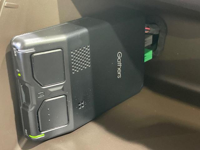 Ｎ－ＢＯＸ Ｌ　電動スライドドア　純正８インチナビ　バックカメラ　衝突被害軽減システム　禁煙車　ドラレコ　コーナーセンサー　スマートキー　ＬＥＤヘッド　ビルトインＥＴＣ　オートハイビーム　車線逸脱警報　オートライト（7枚目）