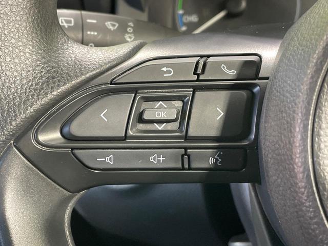 ヤリス ハイブリッドＸ　バックカメラ　衝突被害軽減システム　レーダークルーズ　禁煙車　コーナーセンサー　ビルトインＥＴＣ　車線逸脱警報　オートライト　オートエアコン　Ｂｌｕｅｔｏｏｔｈ（26枚目）