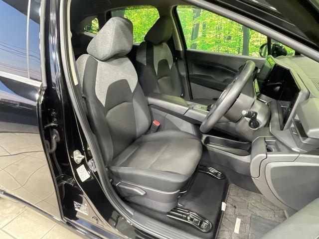 ノート Ｓ　純正９インチナビ　全周囲カメラ　衝突被害軽減システム　禁煙車　ドラレコ　コーナーセンサー　スマートキー　ＬＥＤヘッド　ＥＴＣ　オートハイビーム　車線逸脱警報　オートライト　オートエアコン（8枚目）