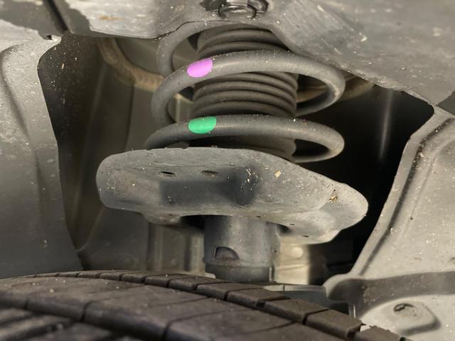 ノート Ｓ　純正９インチナビ　全周囲カメラ　衝突被害軽減システム　禁煙車　ドラレコ　コーナーセンサー　スマートキー　ＬＥＤヘッド　ＥＴＣ　オートハイビーム　車線逸脱警報　オートライト　オートエアコン（21枚目）