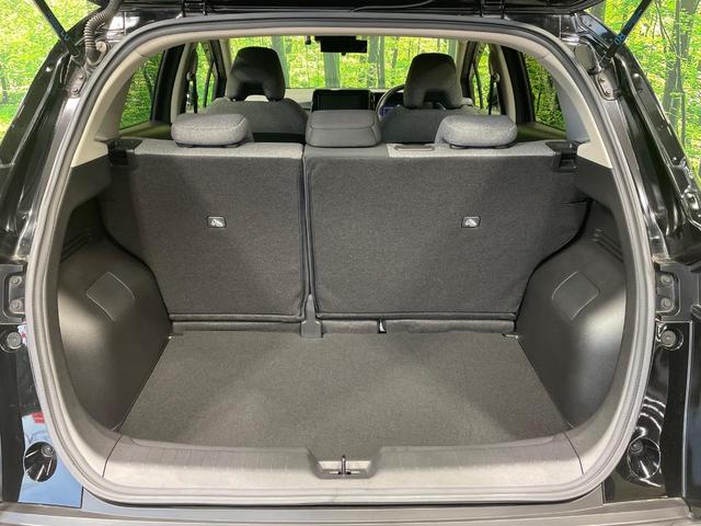 ノート Ｓ　純正９インチナビ　全周囲カメラ　衝突被害軽減システム　禁煙車　ドラレコ　コーナーセンサー　スマートキー　ＬＥＤヘッド　ＥＴＣ　オートハイビーム　車線逸脱警報　オートライト　オートエアコン（39枚目）